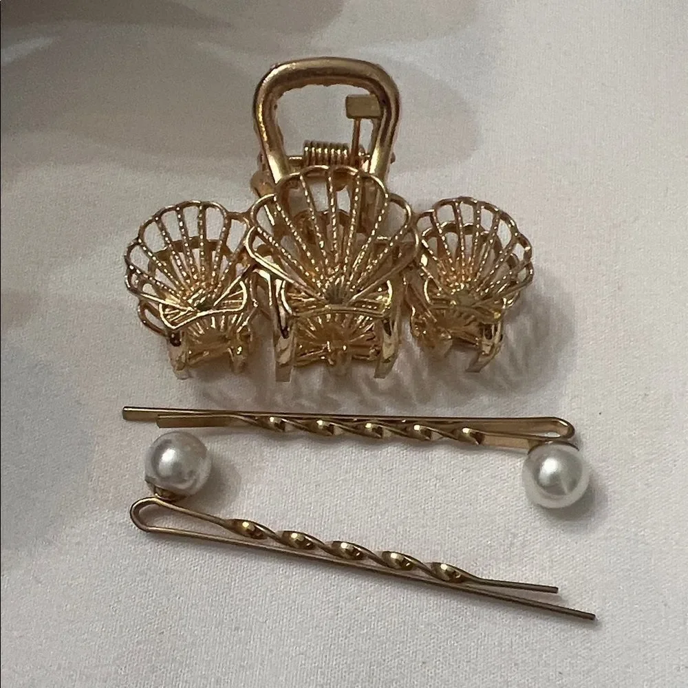 Vintage 90’s Gold Colored Hair Clip and Faux Pearl Hair Pins Set EUC